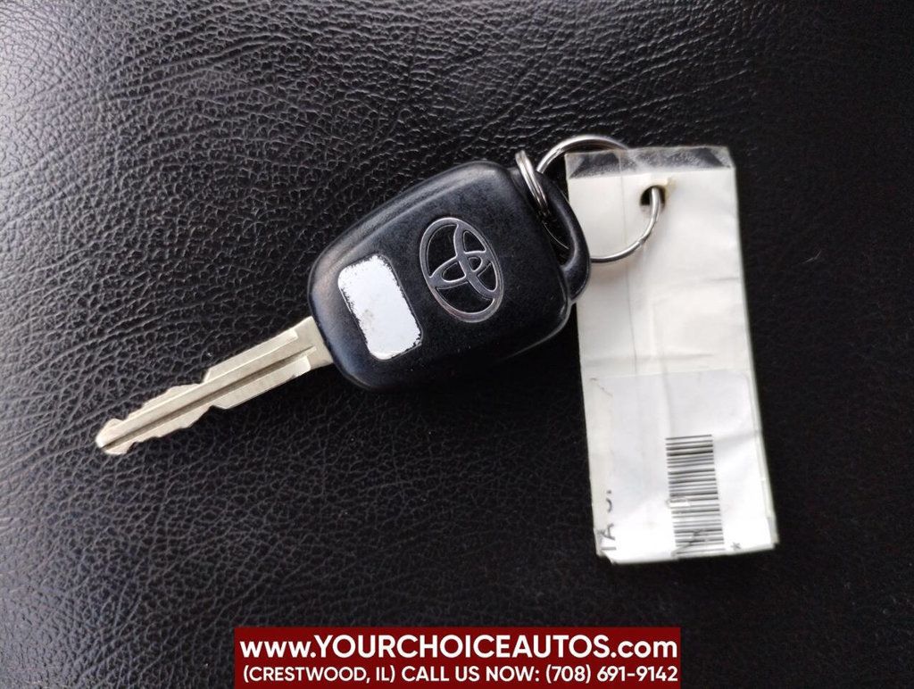 2012 Toyota Camry 4dr Sedan I4 Automatic LE - 22897001 - 38