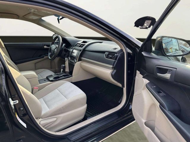 2012 Toyota Camry 4dr Sedan I4 Automatic LE - 22991141 - 17