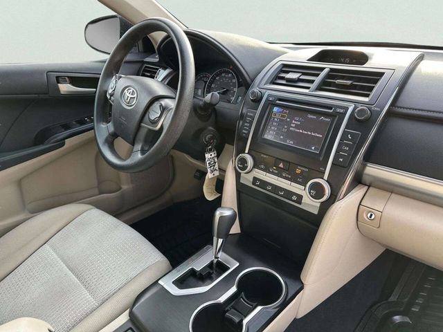 2012 Toyota Camry 4dr Sedan I4 Automatic LE - 22991141 - 19