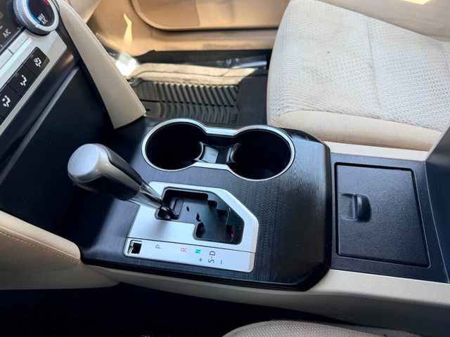 2012 Toyota Camry 4dr Sedan I4 Automatic LE - 23009099 - 32