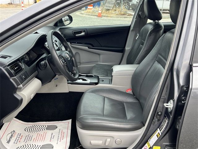 2012 Toyota Camry 4dr Sedan I4 Automatic LE - 22978671 - 10