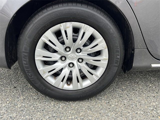 2012 Toyota Camry 4dr Sedan I4 Automatic LE - 22978671 - 14