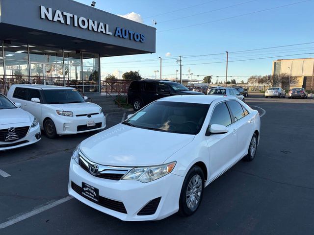 2012 Toyota Camry 4dr Sedan I4 Automatic LE - 22993971 - 0