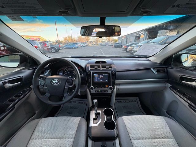 2012 Toyota Camry 4dr Sedan I4 Automatic LE - 22993971 - 11