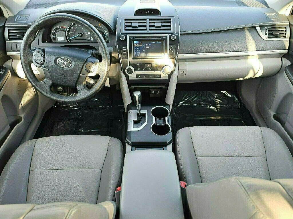 2012 Toyota Camry 4dr Sedan I4 Automatic LE - 22907951 - 1