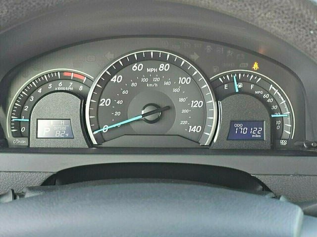 2012 Toyota Camry 4dr Sedan I4 Automatic LE - 22907951 - 2