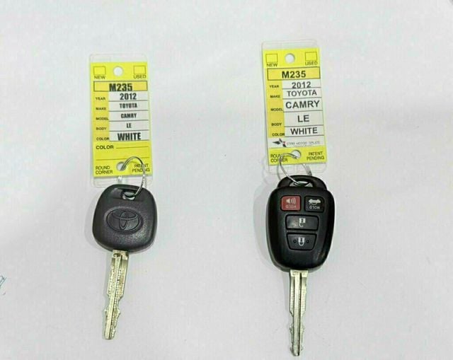 2012 Toyota Camry 4dr Sedan I4 Automatic LE - 22907951 - 4