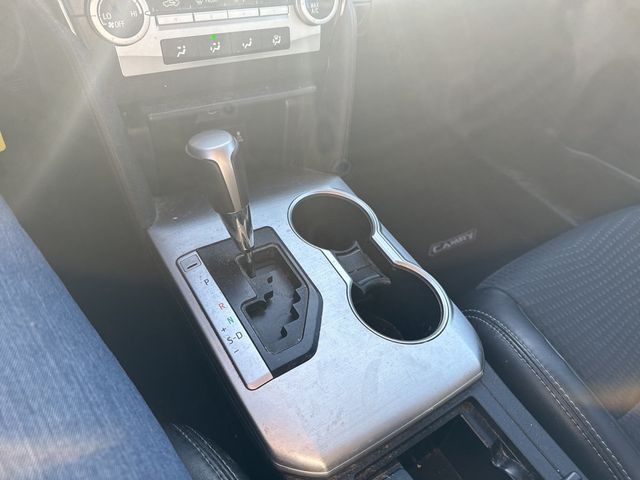 2012 Toyota Camry 4dr Sedan I4 Automatic SE - 22960541 - 17