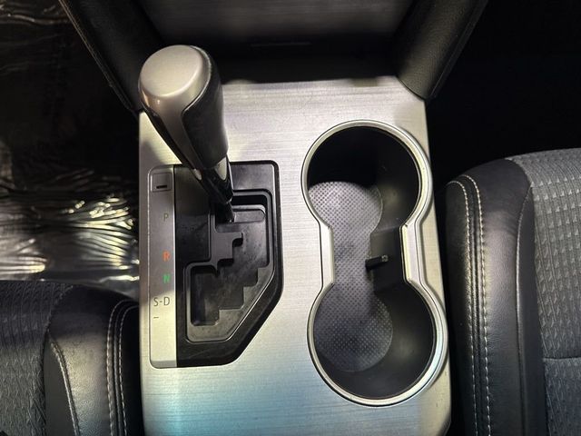 2012 Toyota Camry 4dr Sedan I4 Automatic SE - 22995804 - 18