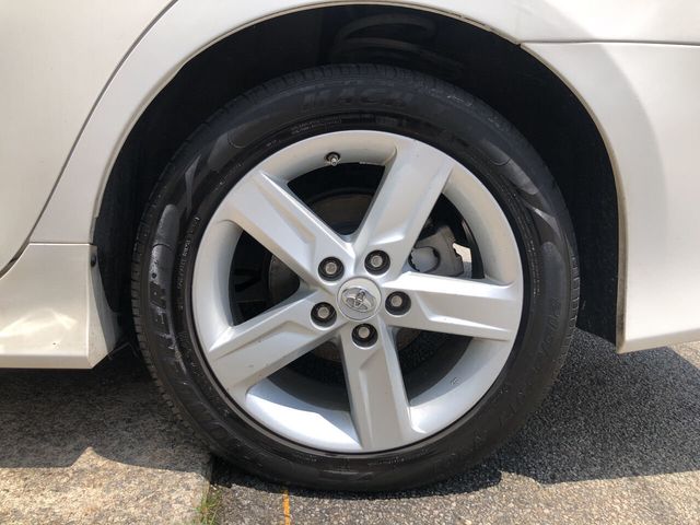 2012 Toyota Camry 4dr Sedan I4 Automatic SE - 22012324 - 4