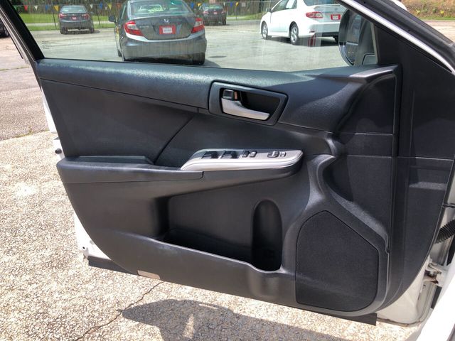 2012 Toyota Camry 4dr Sedan I4 Automatic SE - 22012324 - 8