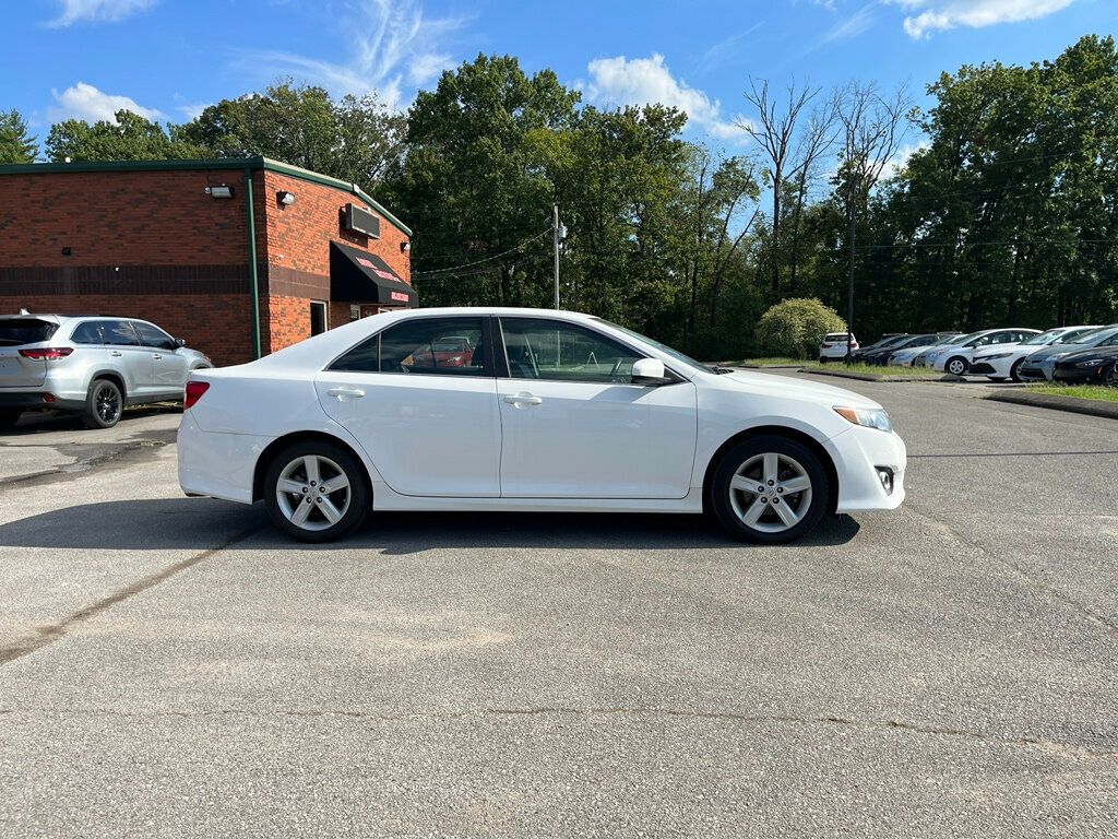 2012 Toyota Camry 4dr Sedan I4 Automatic SE - 22619356 - 4