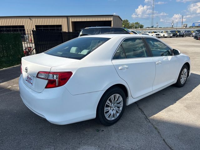 2012 Toyota Camry 4dr Sedan I4 Automatic SE - 23082113 - 3