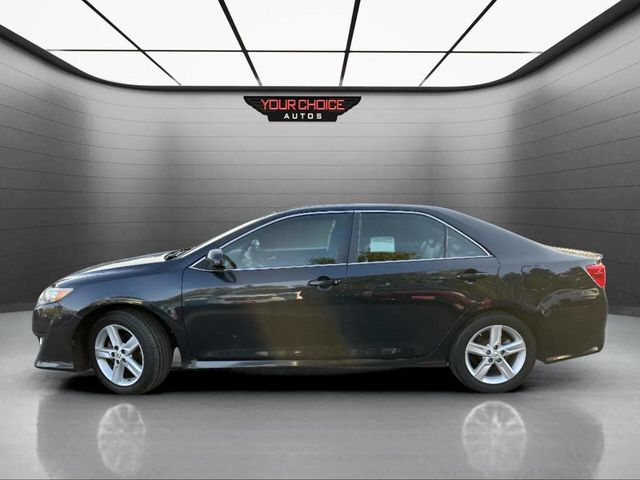 2012 Toyota Camry 4dr Sedan I4 Automatic SE - 22941951 - 1