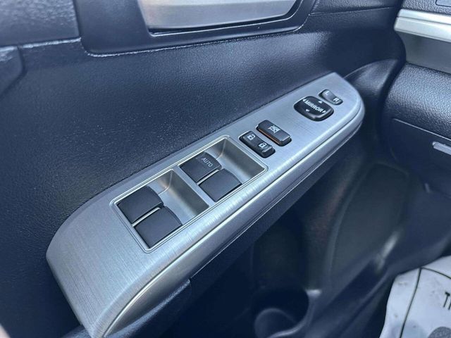 2012 Toyota Camry 4dr Sedan I4 Automatic SE - 22941951 - 32