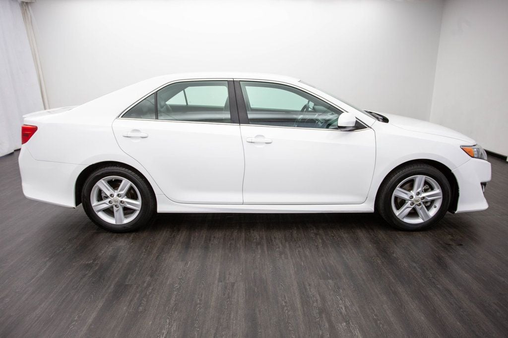 2012 Toyota Camry 4dr Sedan I4 Automatic SE - 22493919 - 5