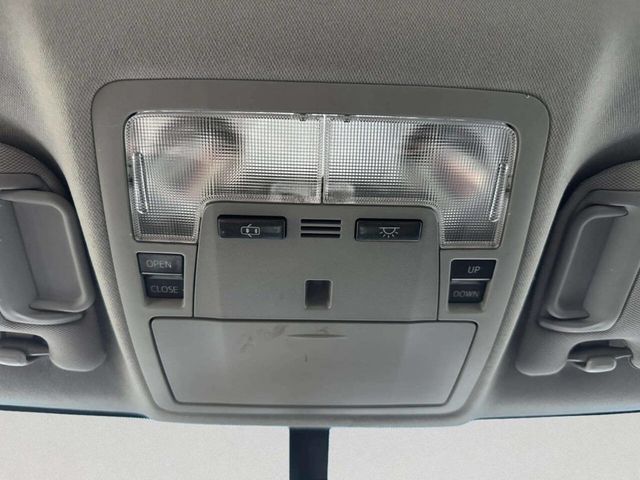 2012 Toyota Camry 4dr Sedan I4 Automatic SE Sport Limited Edition - 23015334 - 33