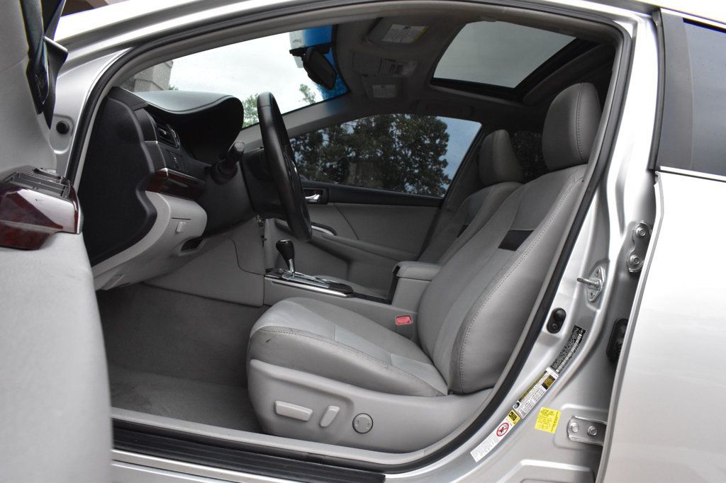 2012 Toyota Camry 4dr Sedan I4 Automatic XLE - 22922395 - 13