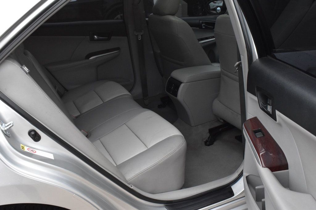 2012 Toyota Camry 4dr Sedan I4 Automatic XLE - 22922395 - 24