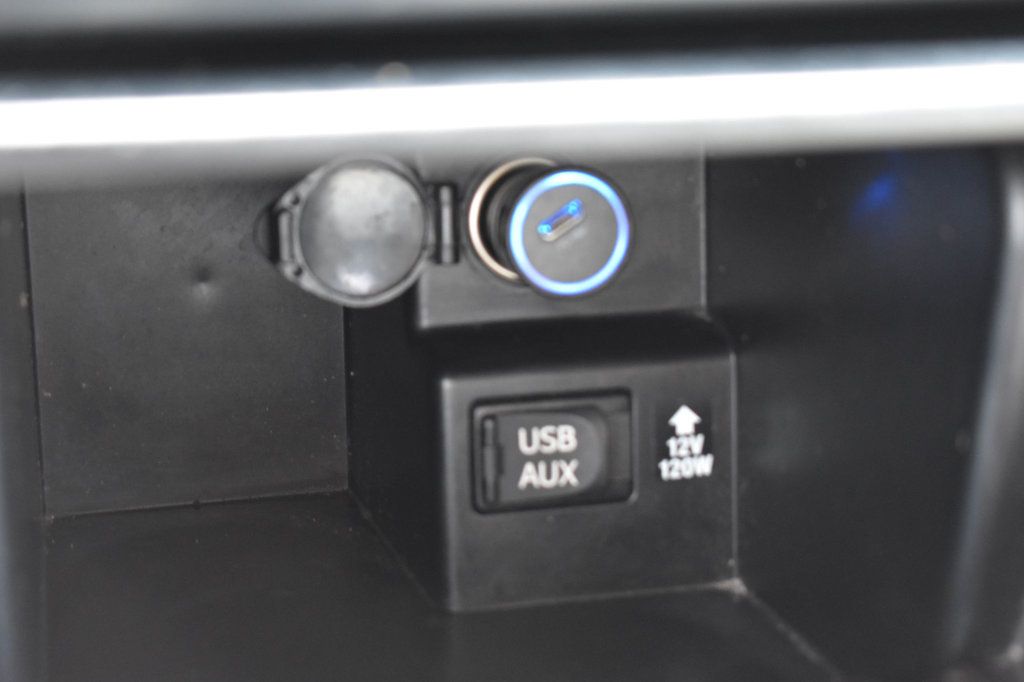 2012 Toyota Camry 4dr Sedan I4 Automatic XLE - 22922395 - 34