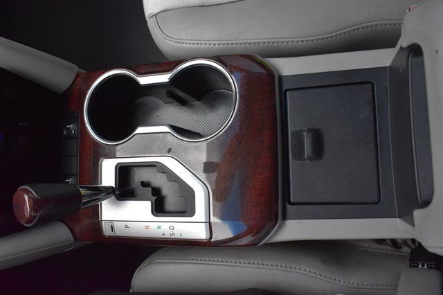 2012 Toyota Camry 4dr Sedan I4 Automatic XLE - 22922395 - 37