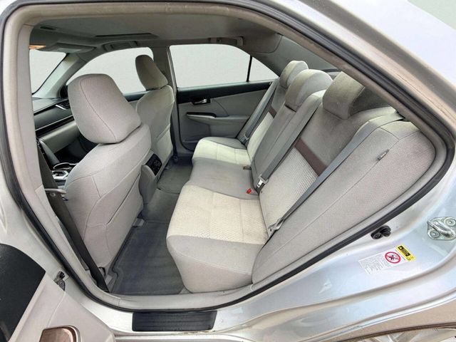 2012 Toyota Camry 4dr Sedan I4 Automatic XLE - 23037729 - 20