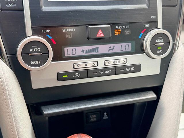 2012 Toyota Camry 4dr Sedan I4 Automatic XLE - 23037729 - 37