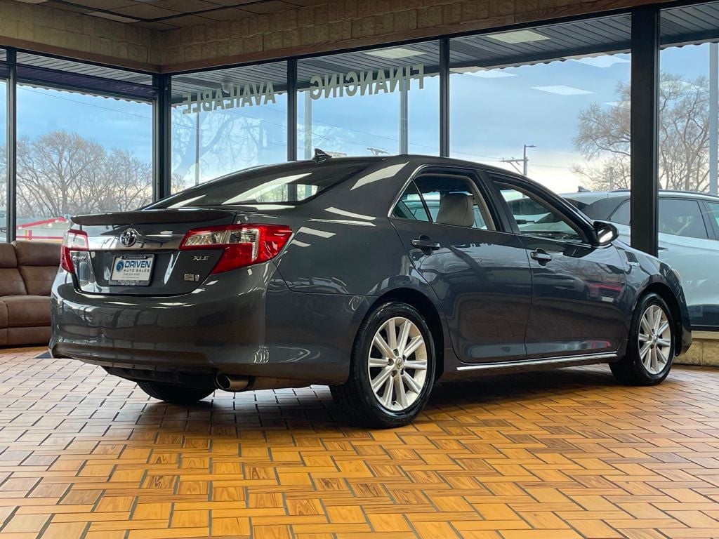 2012 Toyota Camry Hybrid 4dr Sedan LE - 22998237 - 9