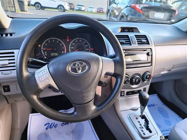 2012 Toyota Corolla  - 22309933 - 12