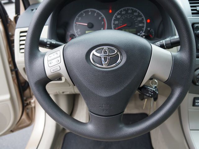 2012 Toyota Corolla  - 11766971 - 10