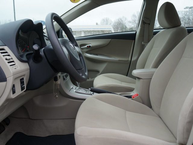 2012 Toyota Corolla  - 11766971 - 4