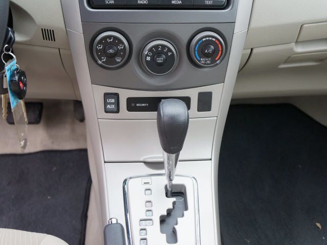 2012 Toyota Corolla  - 11766971 - 8