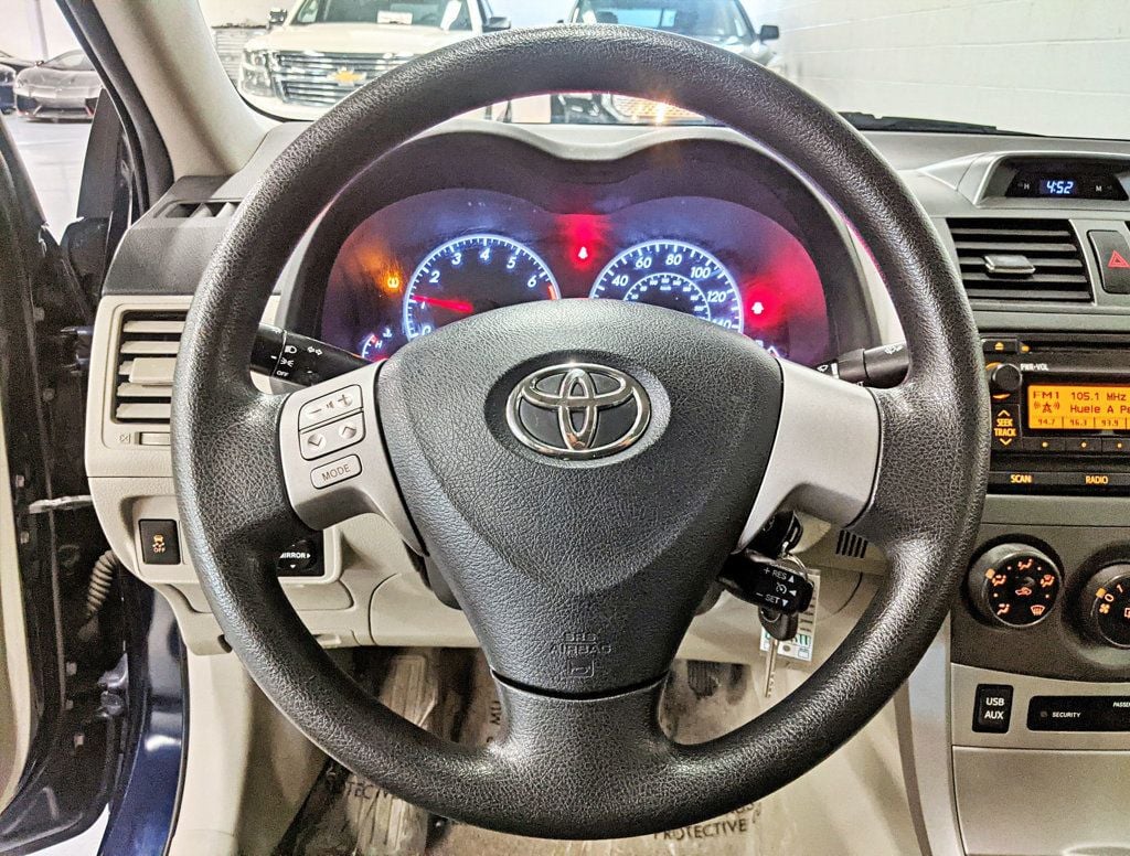 2012 Toyota Corolla 4dr Sedan Automatic LE - 22478181 - 15