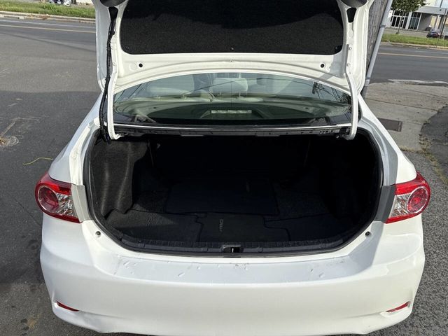 2012 Toyota Corolla 4dr Sedan Automatic LE - 22924331 - 18