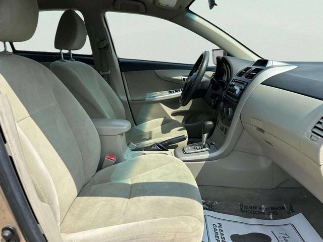 2012 Toyota Corolla 4dr Sedan Automatic LE - 23054073 - 21