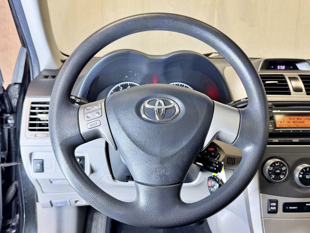 2012 Toyota Corolla 4dr Sedan Automatic LE - 23027476 - 19