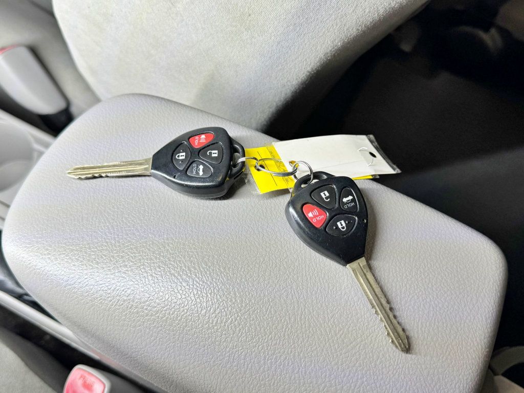 2012 Toyota Corolla 4dr Sedan Automatic LE - 23027476 - 21