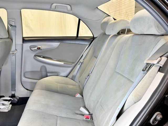 2012 Toyota Corolla 4dr Sedan Automatic LE - 23027476 - 31