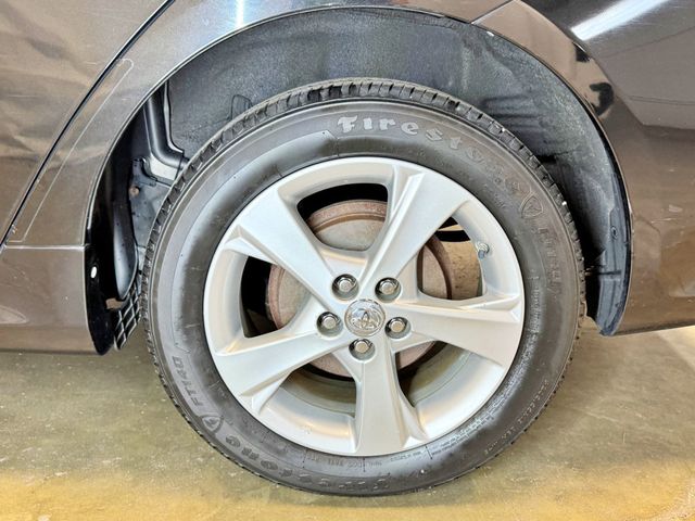 2012 Toyota Corolla 4dr Sedan Automatic LE - 23027476 - 36