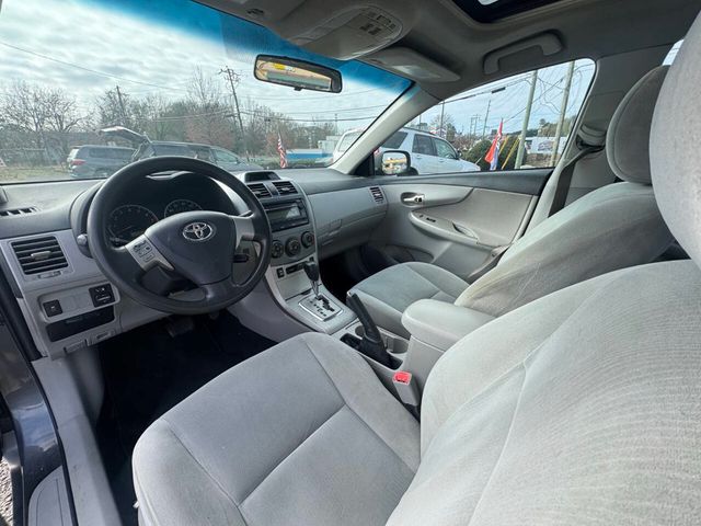 2012 Toyota Corolla 4dr Sedan Automatic LE - 22954979 - 11