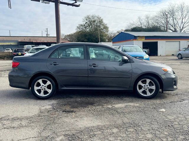 2012 Toyota Corolla 4dr Sedan Automatic LE - 22954979 - 5