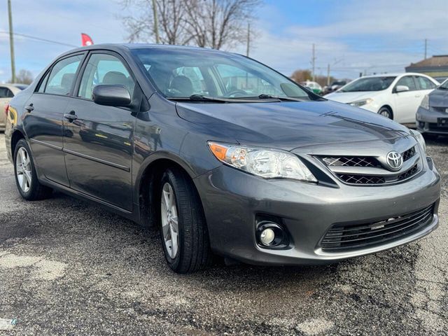 2012 Toyota Corolla 4dr Sedan Automatic LE - 22954979 - 6