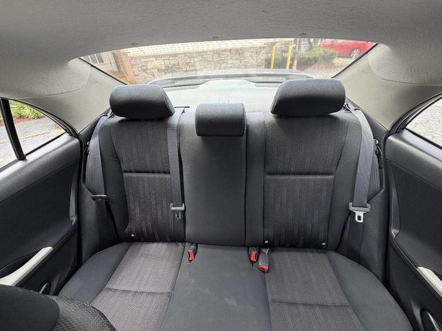 2012 Toyota Corolla 4dr Sedan Automatic S - 23058323 - 10