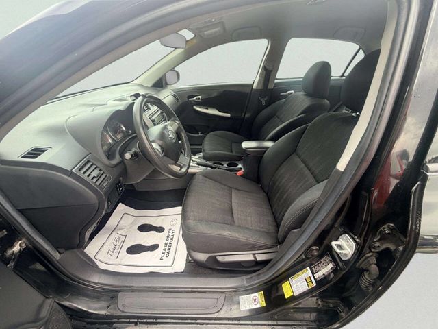 2012 Toyota Corolla 4dr Sedan Automatic S - 23025732 - 15