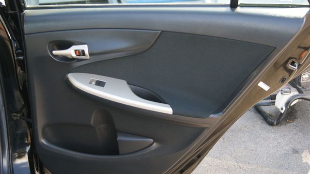 2012 Toyota Corolla 4 NEW TIRES , JUST SERVICED, VERY CLEAN INSIDE AND OUT - 23042213 - 35