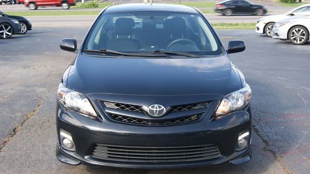 2012 Toyota Corolla 4 NEW TIRES , JUST SERVICED, VERY CLEAN INSIDE AND OUT - 23042213 - 5