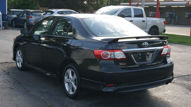 2012 Toyota Corolla 4 NEW TIRES , JUST SERVICED, VERY CLEAN INSIDE AND OUT - 23042213 - 8