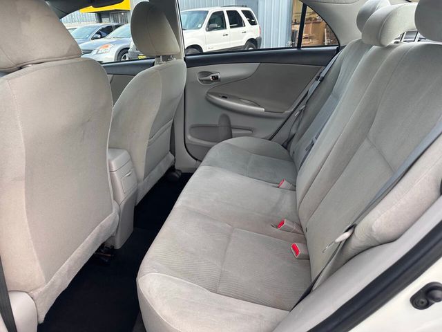 2012 Toyota Corolla LE 4dr Sedan 4A - 23011272 - 14