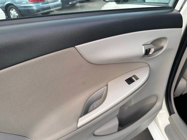2012 Toyota Corolla LE 4dr Sedan 4A - 23011272 - 15