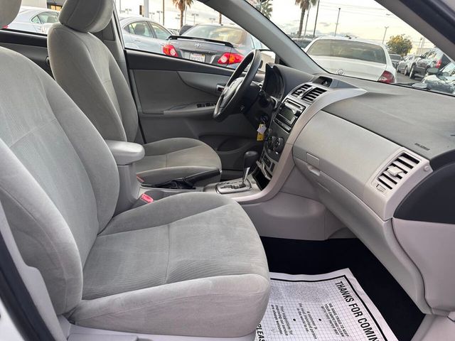 2012 Toyota Corolla LE 4dr Sedan 4A - 23011272 - 18
